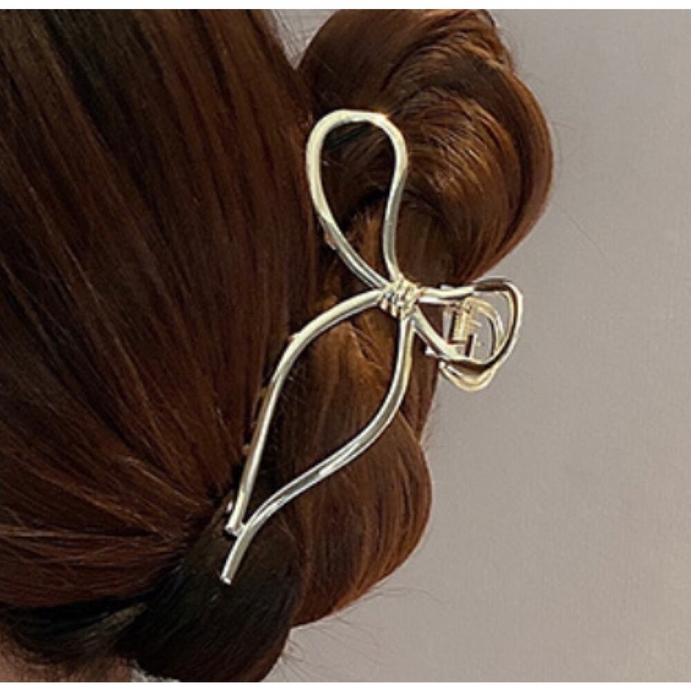 Silver Bow Hair Clip